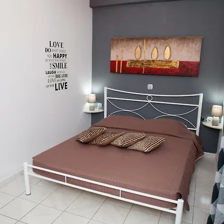Notos * Makrýgialos